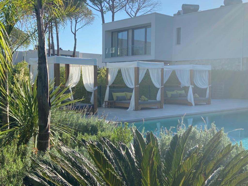 Rosemarine Villas Durrës Extérieur photo
