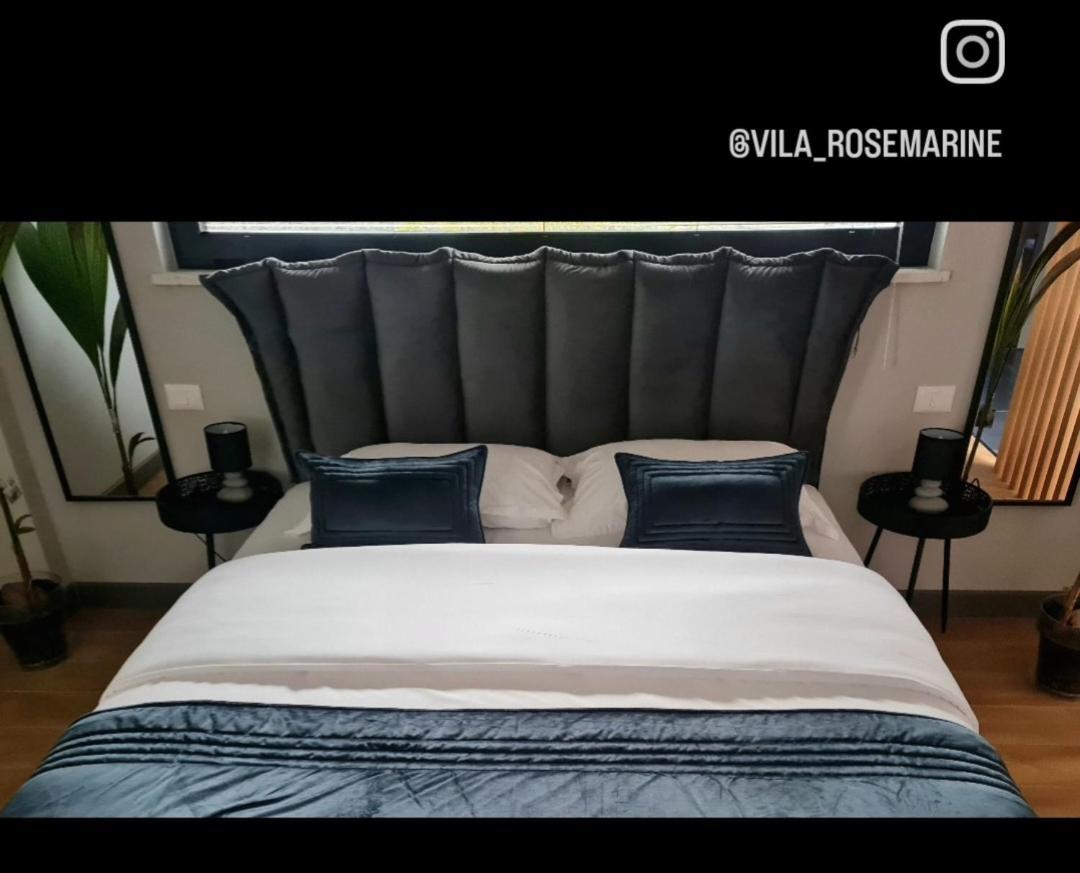 Rosemarine Villas Durrës Extérieur photo